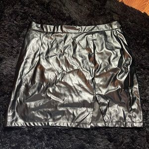Black leather mini skirt size large